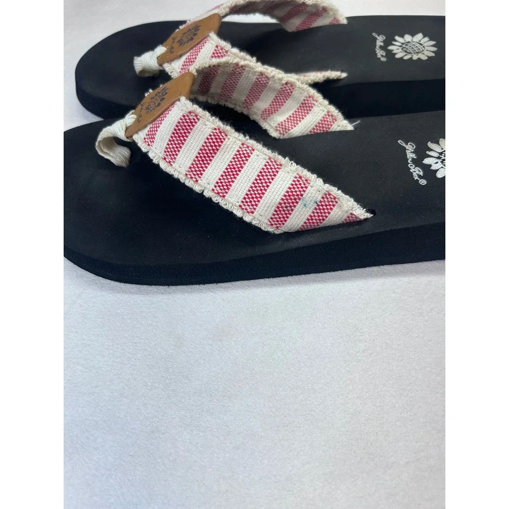 Yellow Box‎ Flip Flops Women 7.5 Black Red Striped Frayed Wedge Sandals - Picture 4 of 6